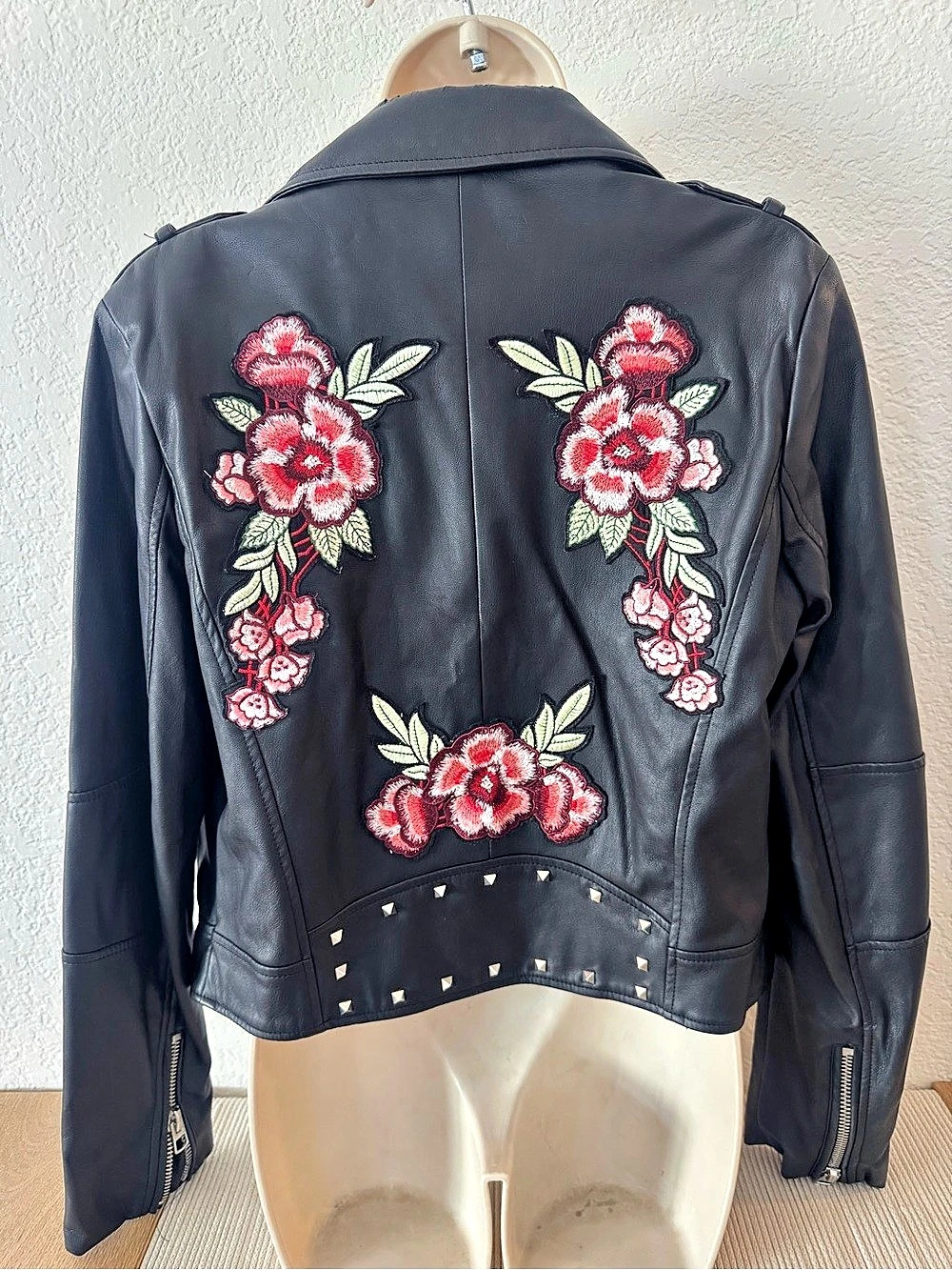 Zara Women's Black Embroidered Moto Jacket - Picture 2 of 5